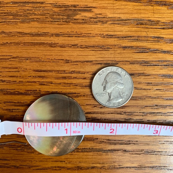 NWOT Shell earrings - Picture 3 of 3